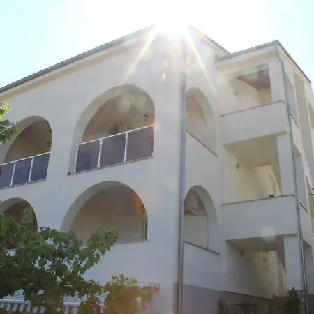 Apartament Marina *